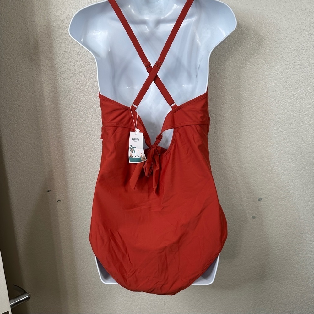 NWT Rust Halter Ruched Crossover One-Piece Swimsuit - XL - Picture 4 of 10